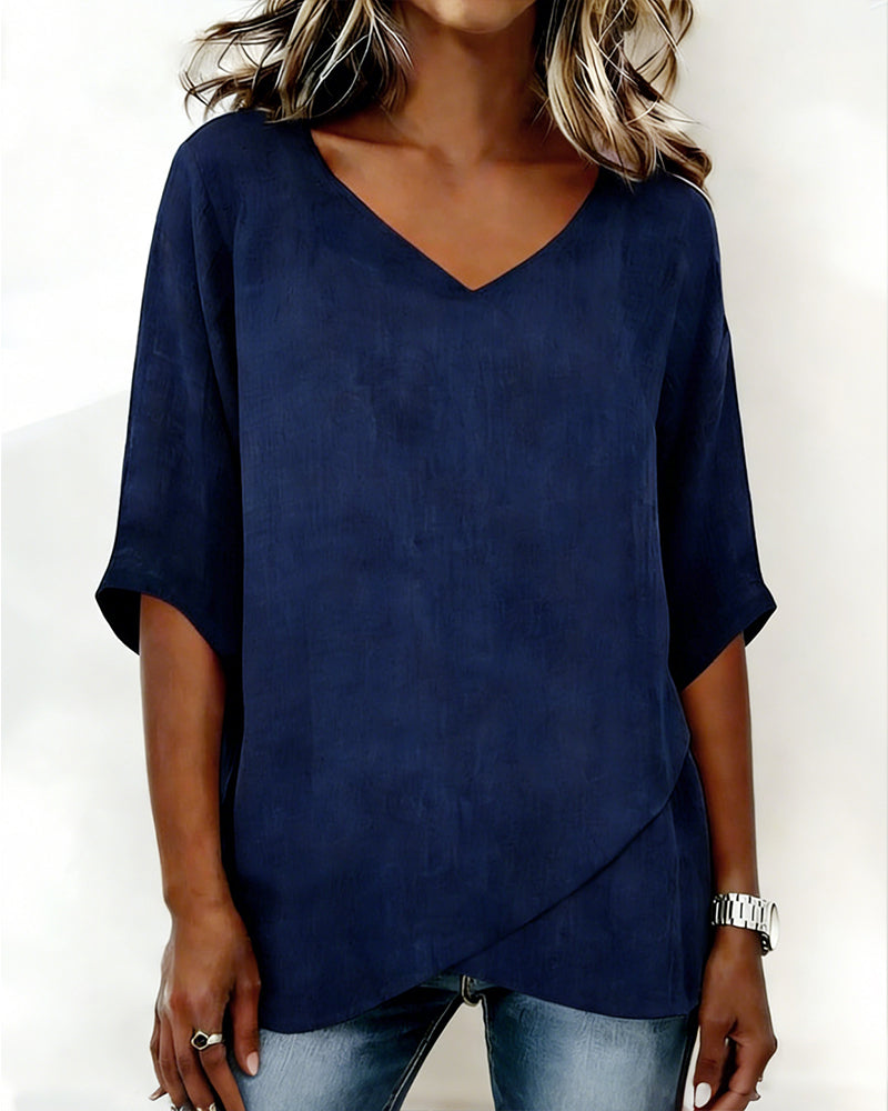 Alessandra | Blusa con Bajo Asimétrico y Escote en V