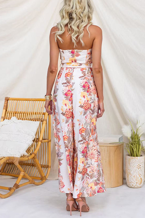 Vestido sin tirantes de estampado floral con lazo en la cintura y abertura en la pierna, de pierna ancha