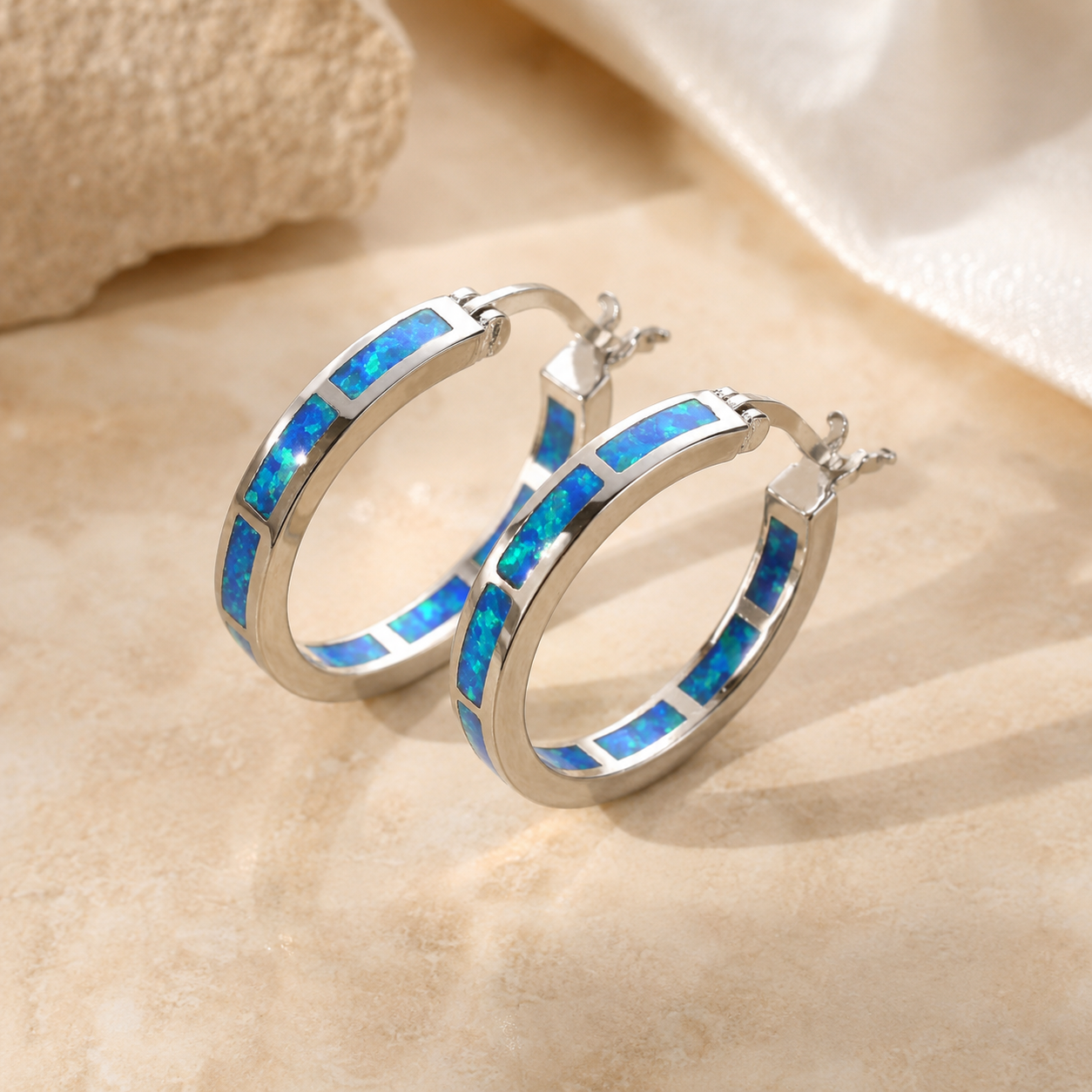 Boucles d'Oreilles Rondes Chic avec Opale de Feu Bleue