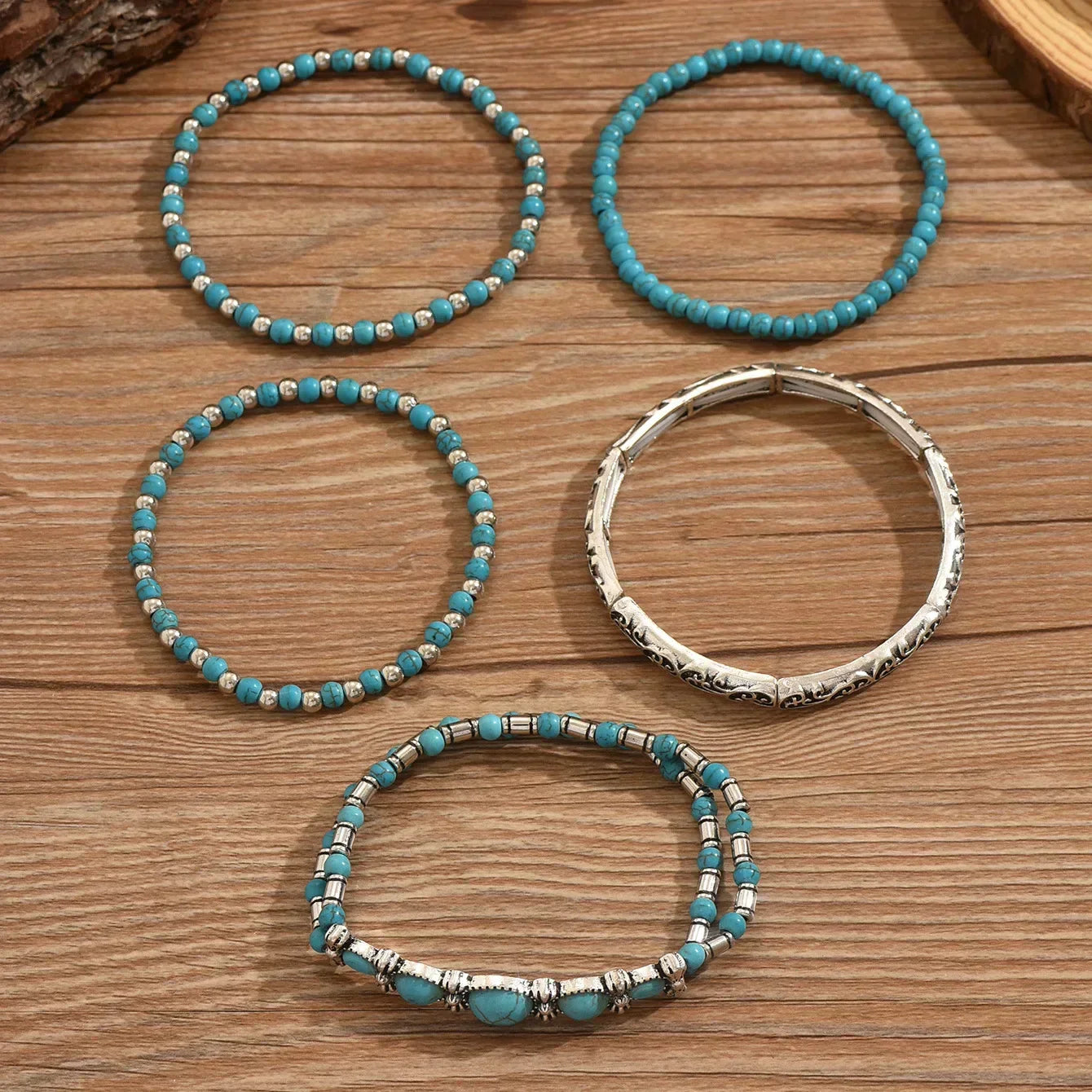 Coffret de bracelets bohèmes avec perles turquoise