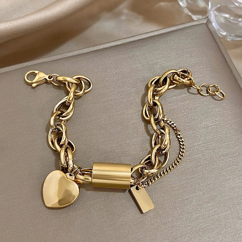 Bracelet Doré avec Breloque Cœur