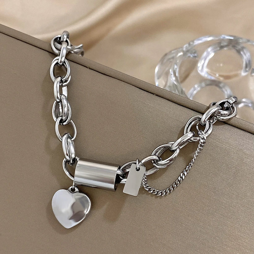 Bracelet Doré avec Breloque Cœur