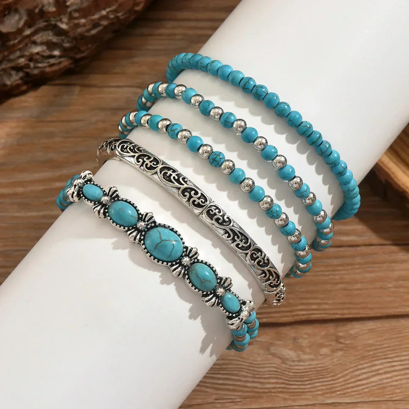Coffret de bracelets bohèmes avec perles turquoise