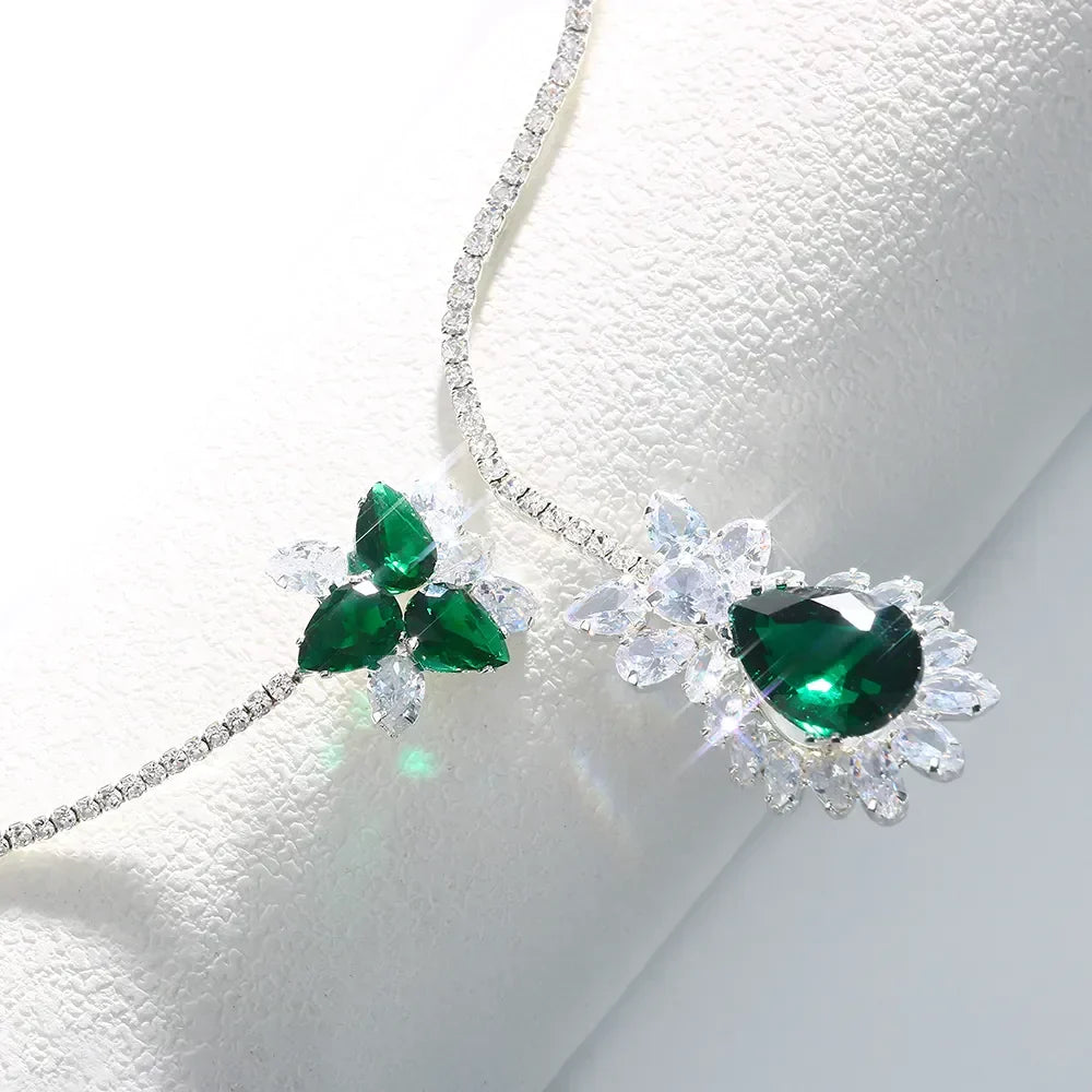 Collier Vintage Fleur d'Émeraude
