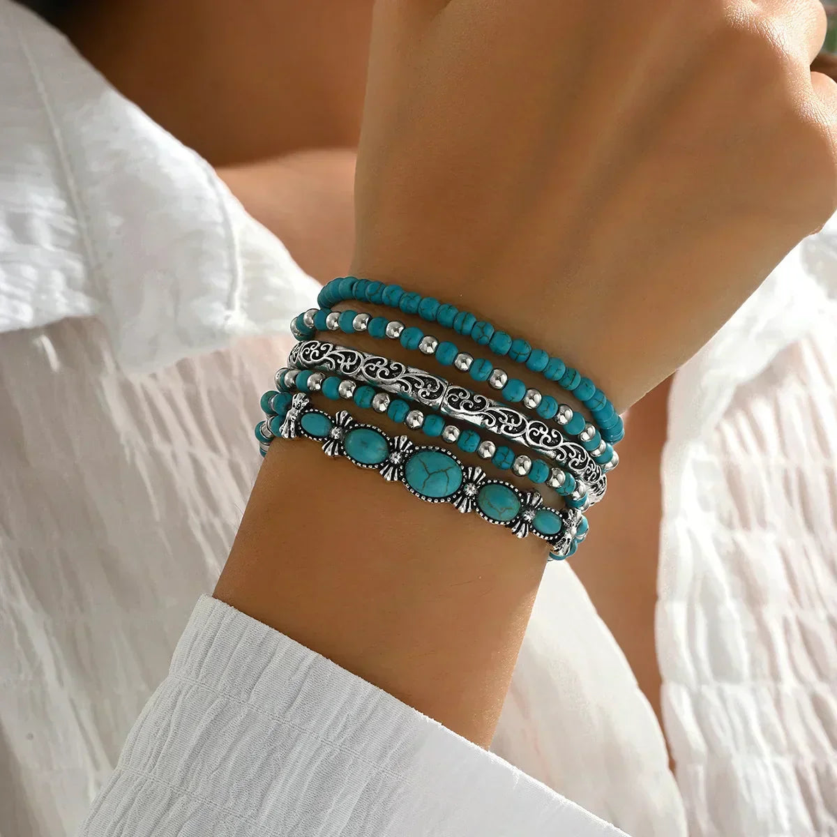 Coffret de bracelets bohèmes avec perles turquoise