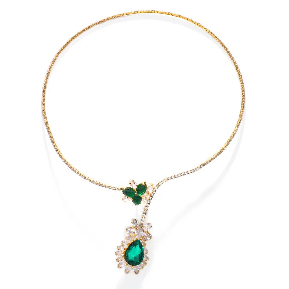 Collier Vintage Fleur d'Émeraude