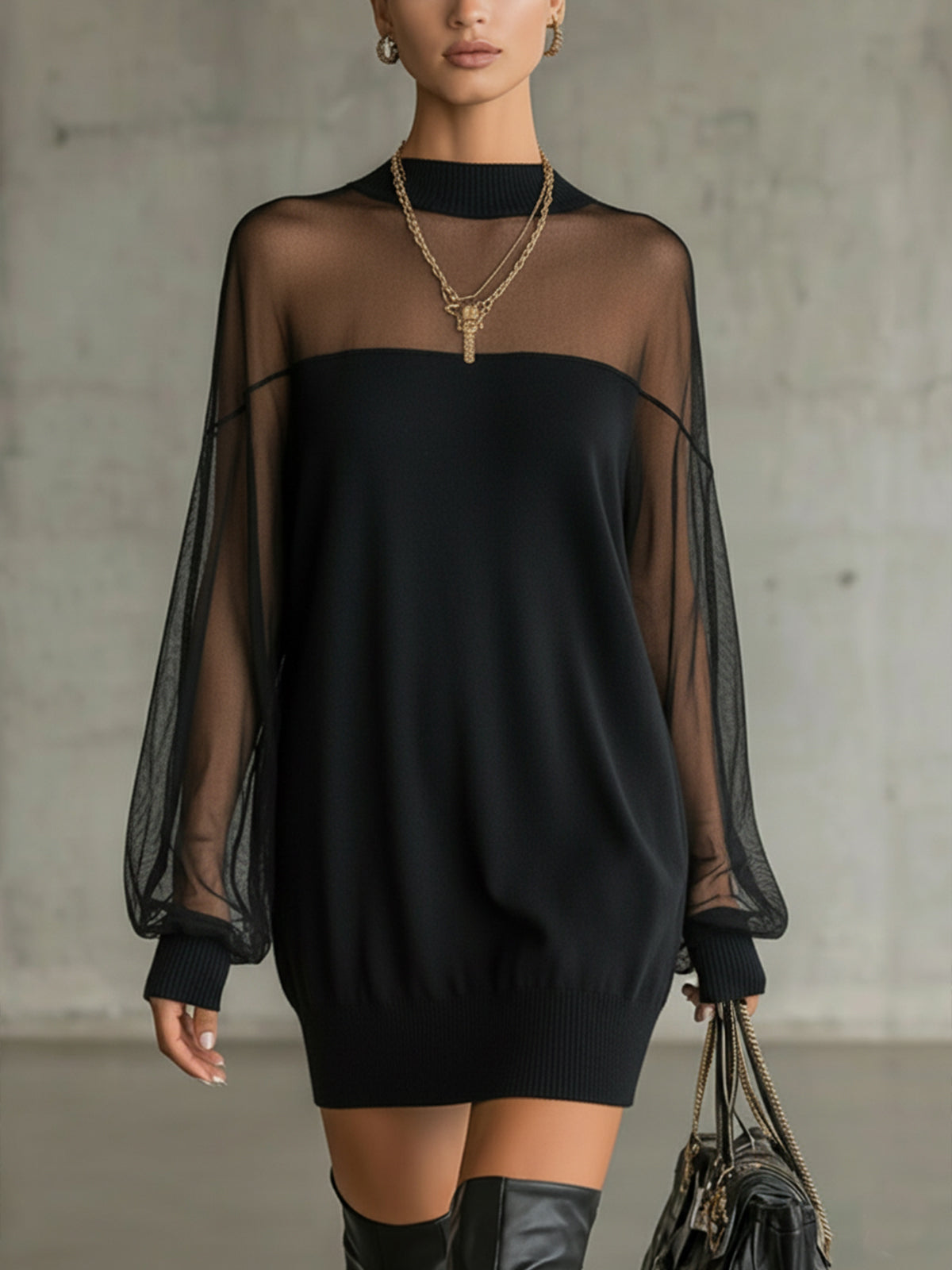 Amélie | Elegante Minivestido Negro con Mangas de Malla