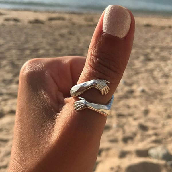Bague Argentée Ajustable Étreinte