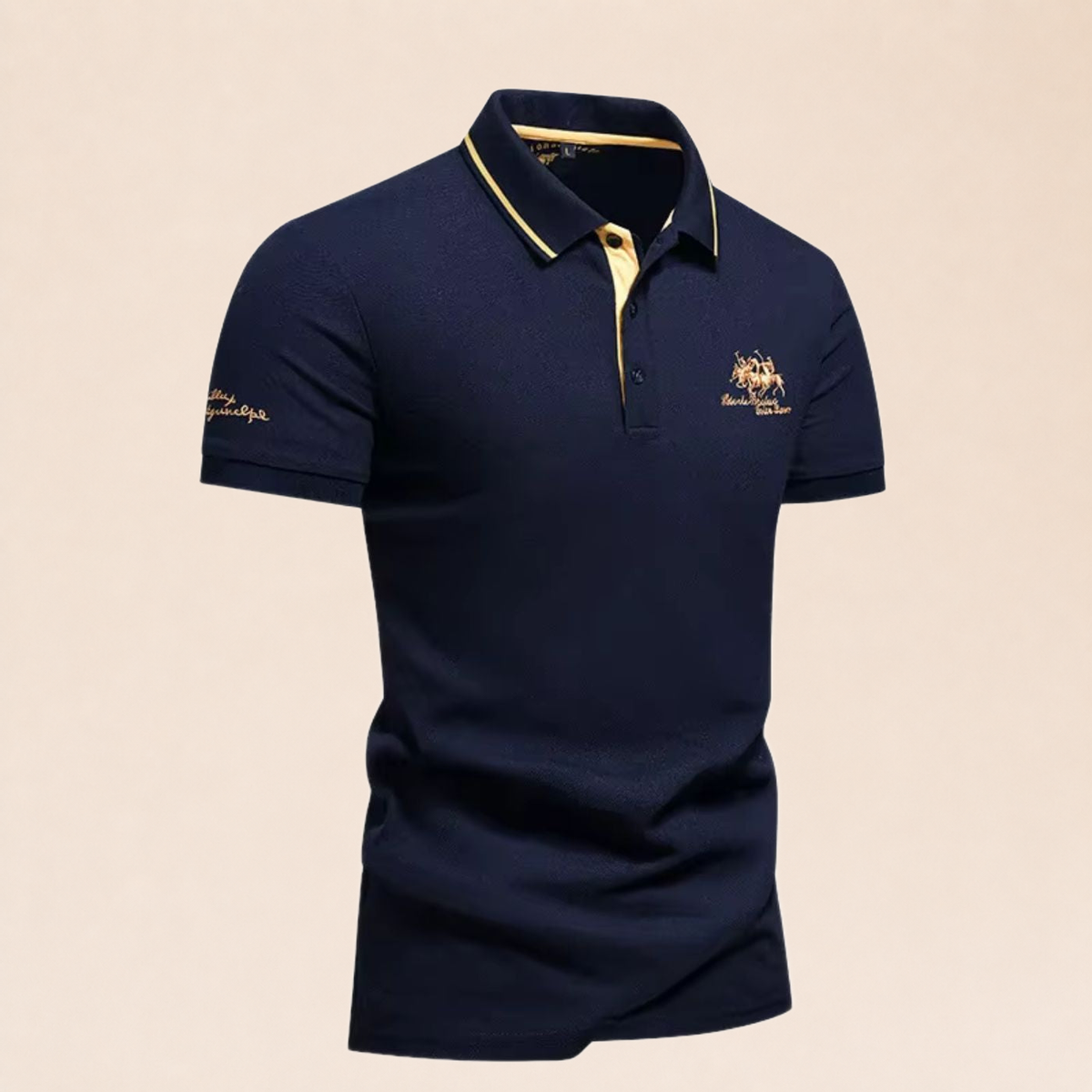 Polo de luxe pour homme sobre fondo beige