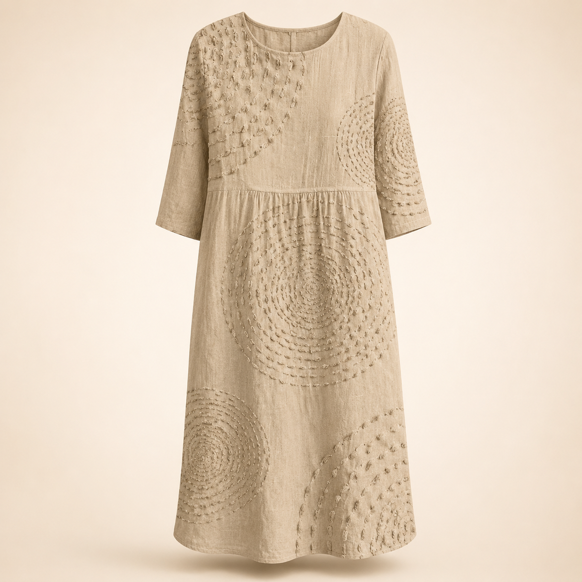 Robe sable à motifs ton sur ton sur fond beige