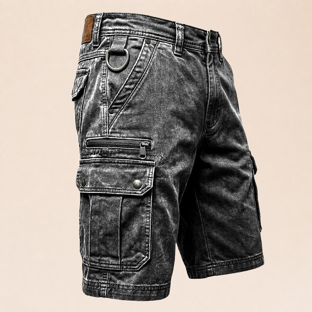 Short cargo audacieux pour homme sur fond beige