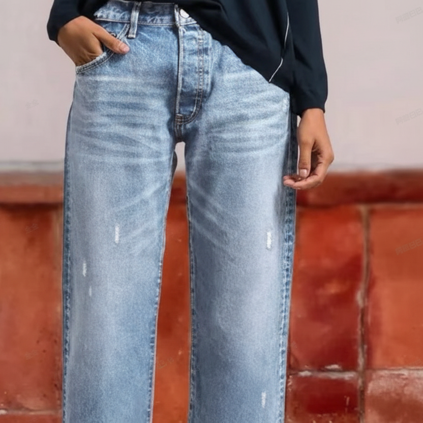 Lola · Jean droit court rétro pour femme