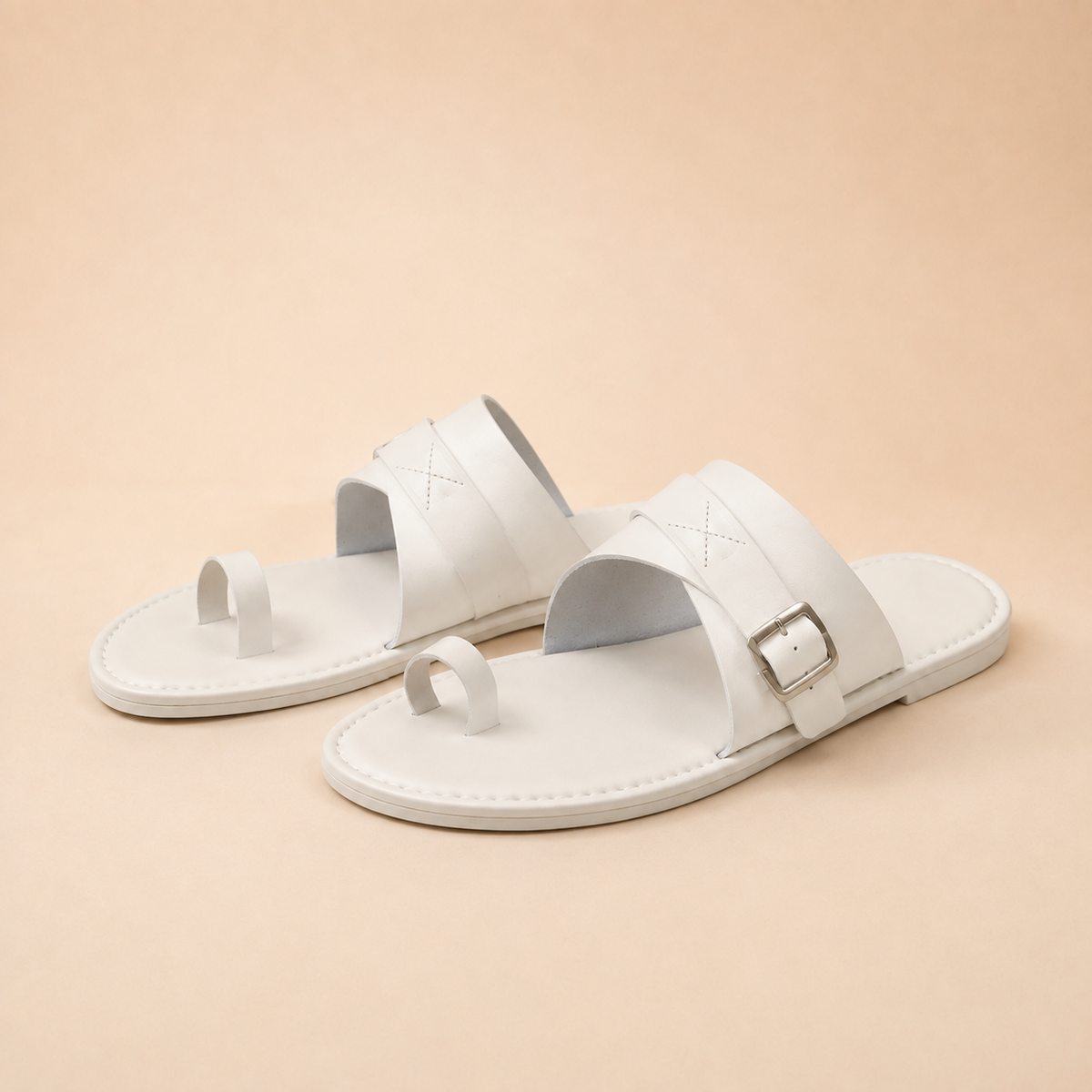 Elsie | paire de chaussures sur fond beige Verlanden