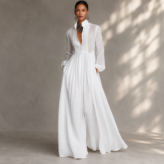 Léonie | Robe Maxi Minimaliste à Col Montant sur fond gris Verlanden