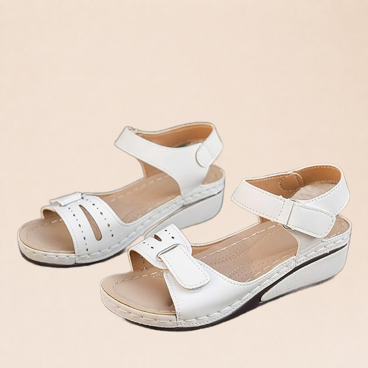 Verlanden sandales orthopédiques sur fond beige